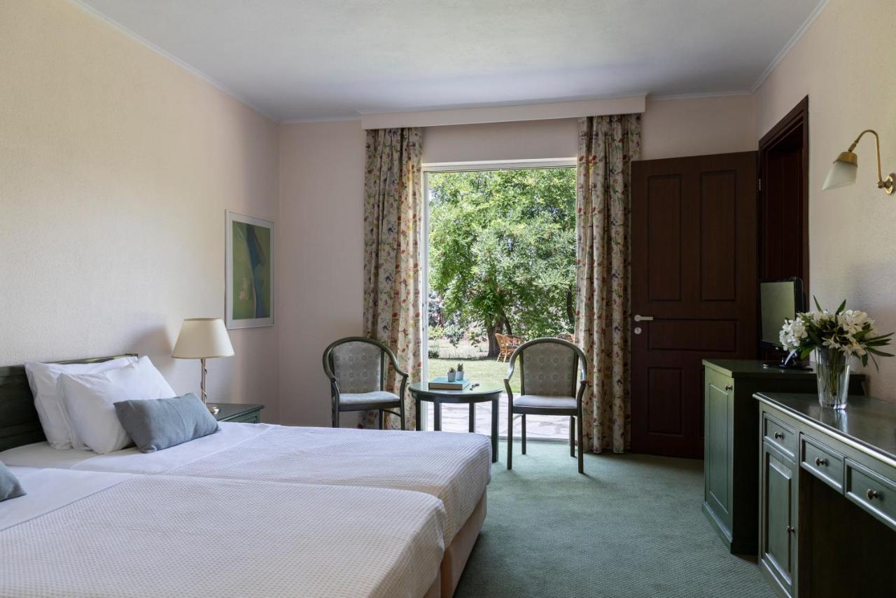 Amalia Hotel 4*